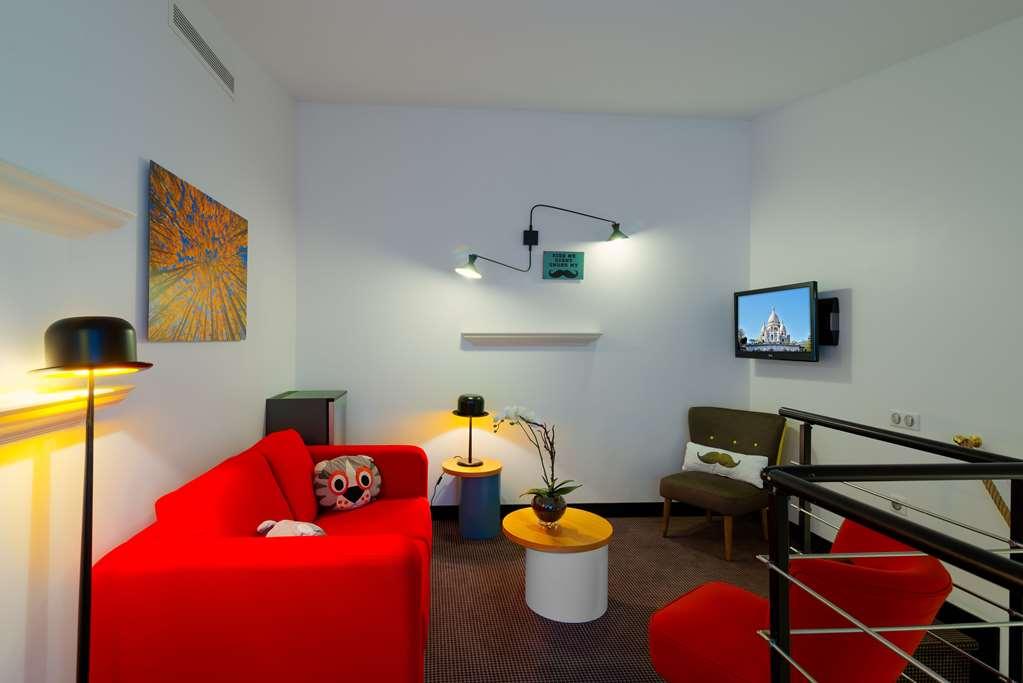 Hotel George - Astotel Paris Room photo
