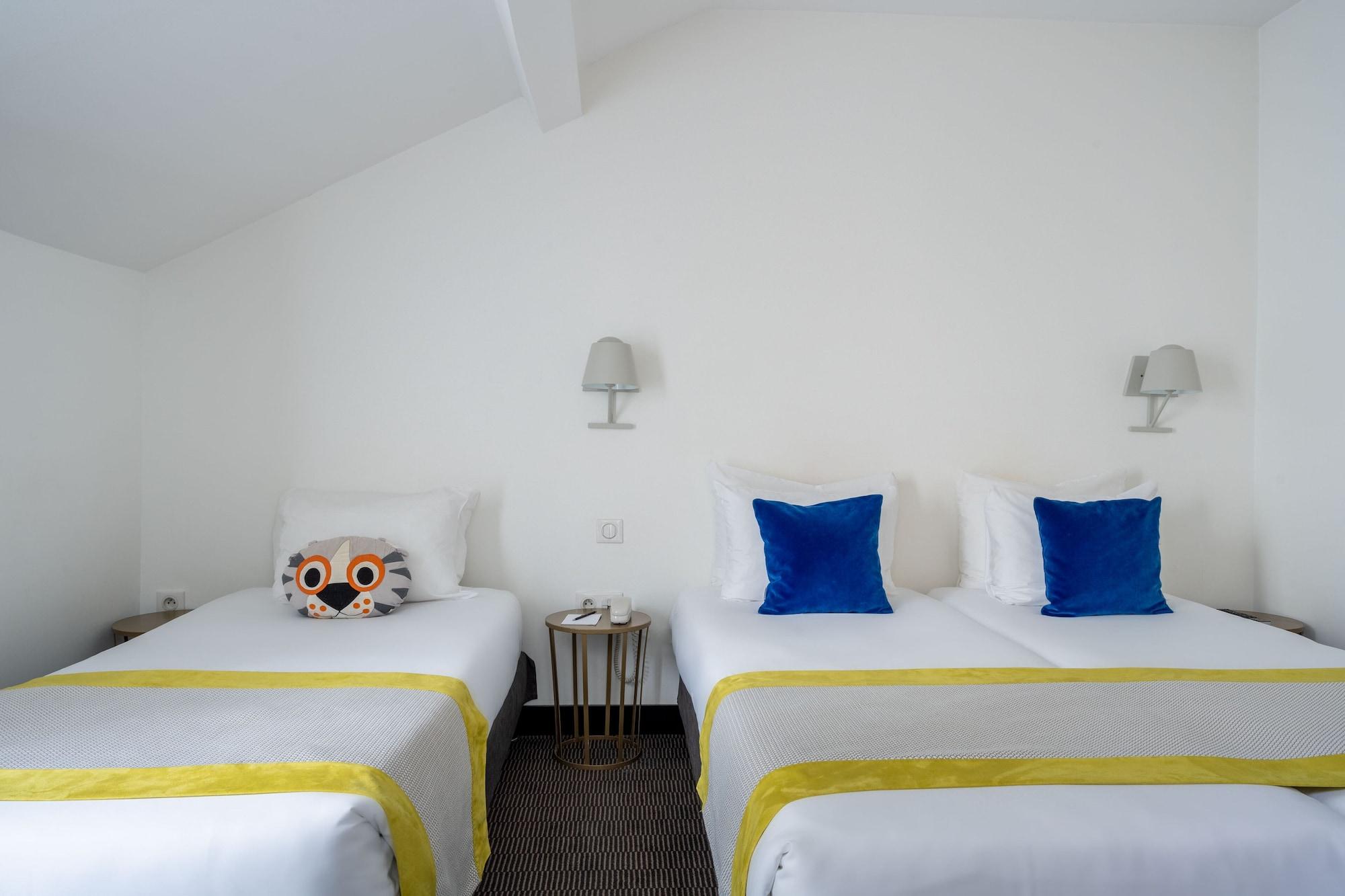 Hotel George - Astotel Paris Exterior photo