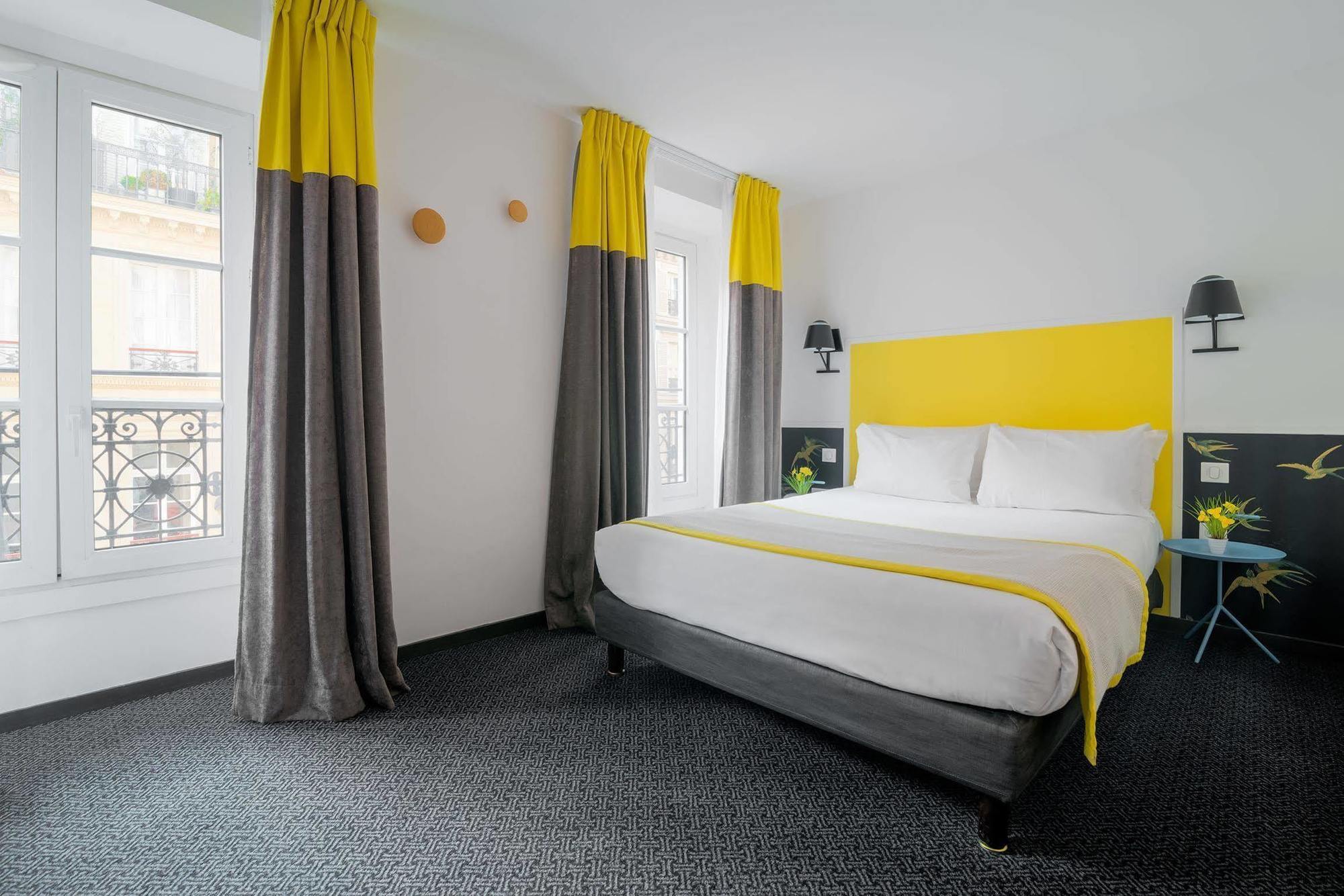 Hotel George - Astotel Paris Room photo
